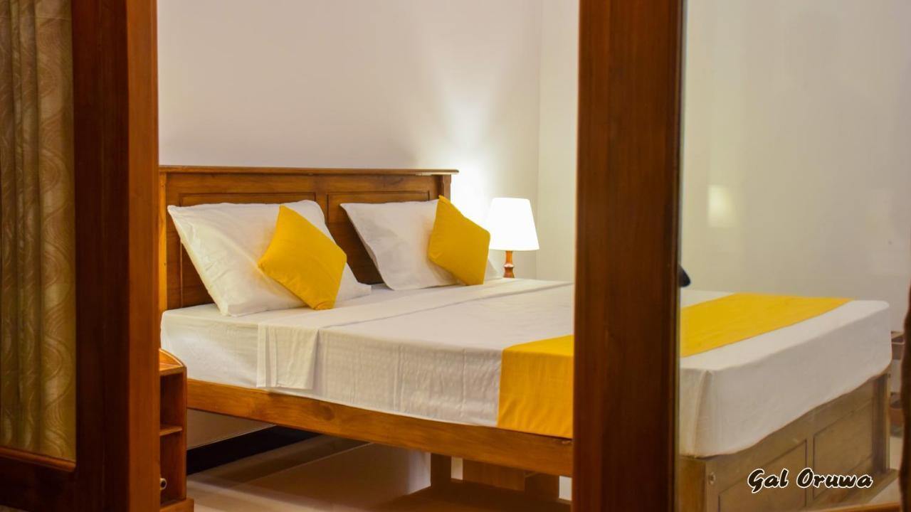 Gal Oruwa Resort Dambulla Buitenkant foto