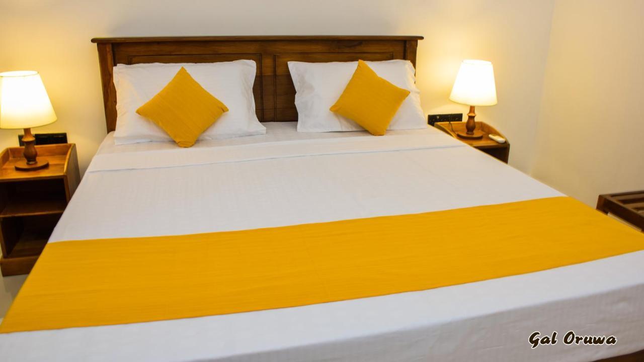 Gal Oruwa Resort Dambulla Buitenkant foto