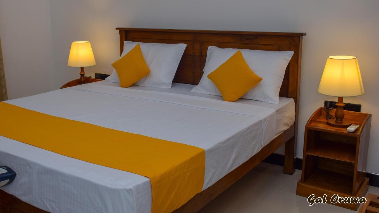 Gal Oruwa Resort Dambulla Buitenkant foto