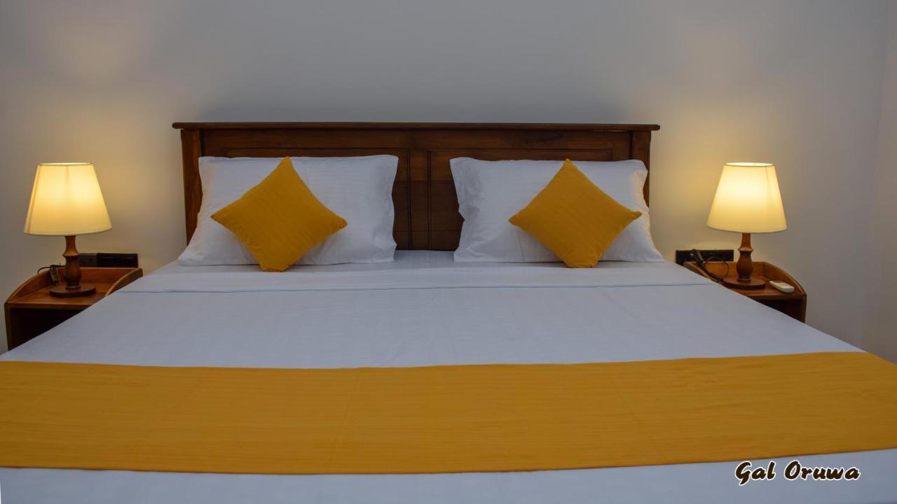 Gal Oruwa Resort Dambulla Buitenkant foto